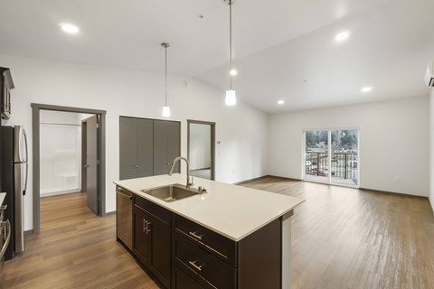 Floor plan for 1 bed, 1 bath, 787 sqft